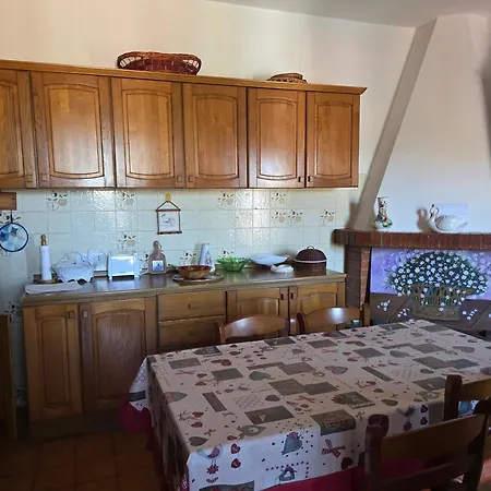 Casa Dina Feriehus Nebida