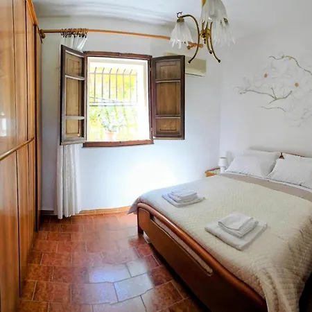 度假居 Casa Dina Nebida